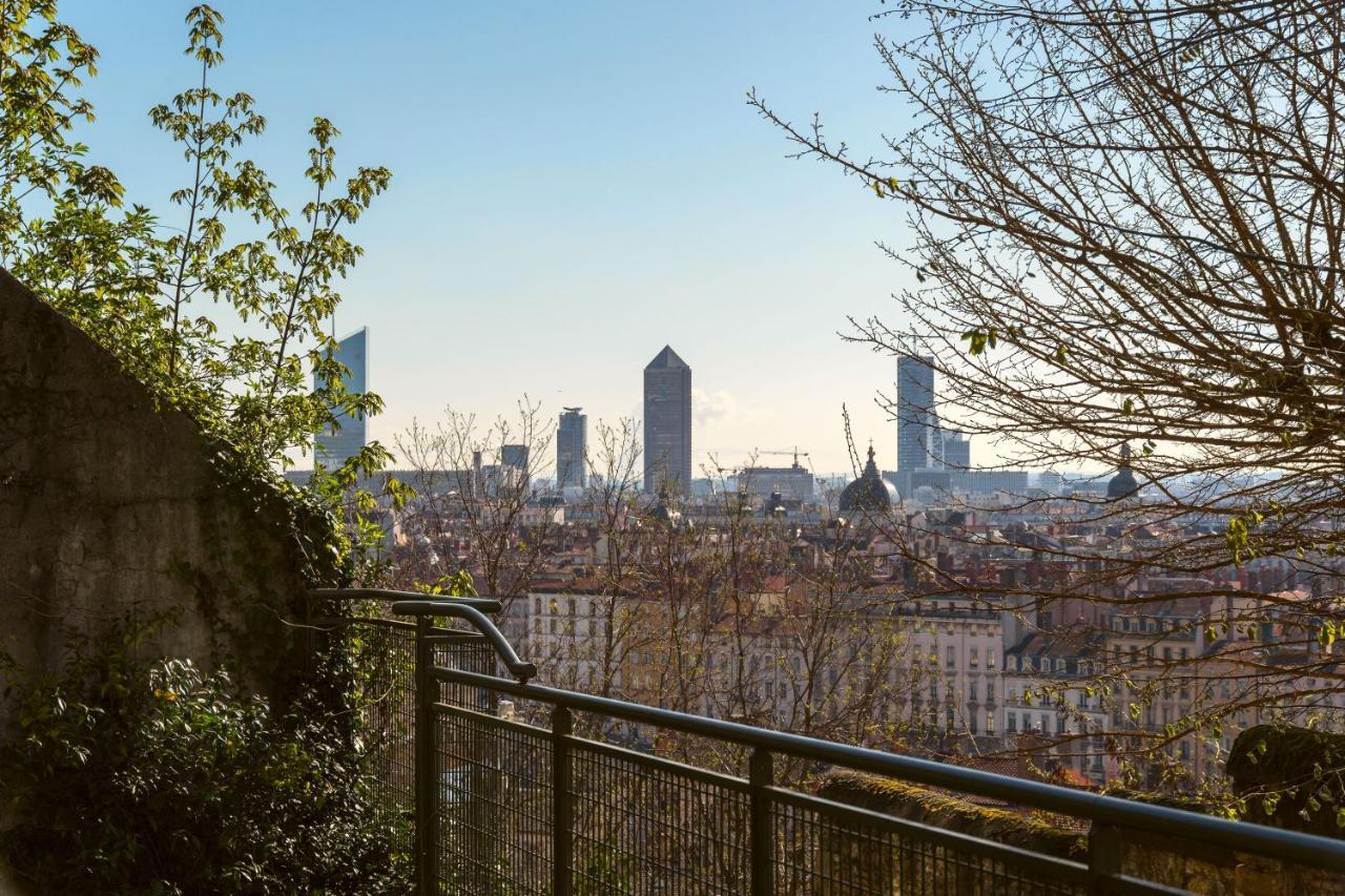 Apartamento Beau Duplex Avec Jardin Et Vue Lyon Exterior foto